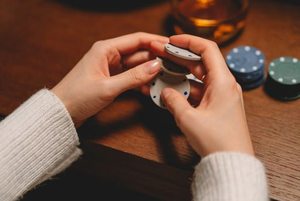xóc đĩa trực tuyến F8bet